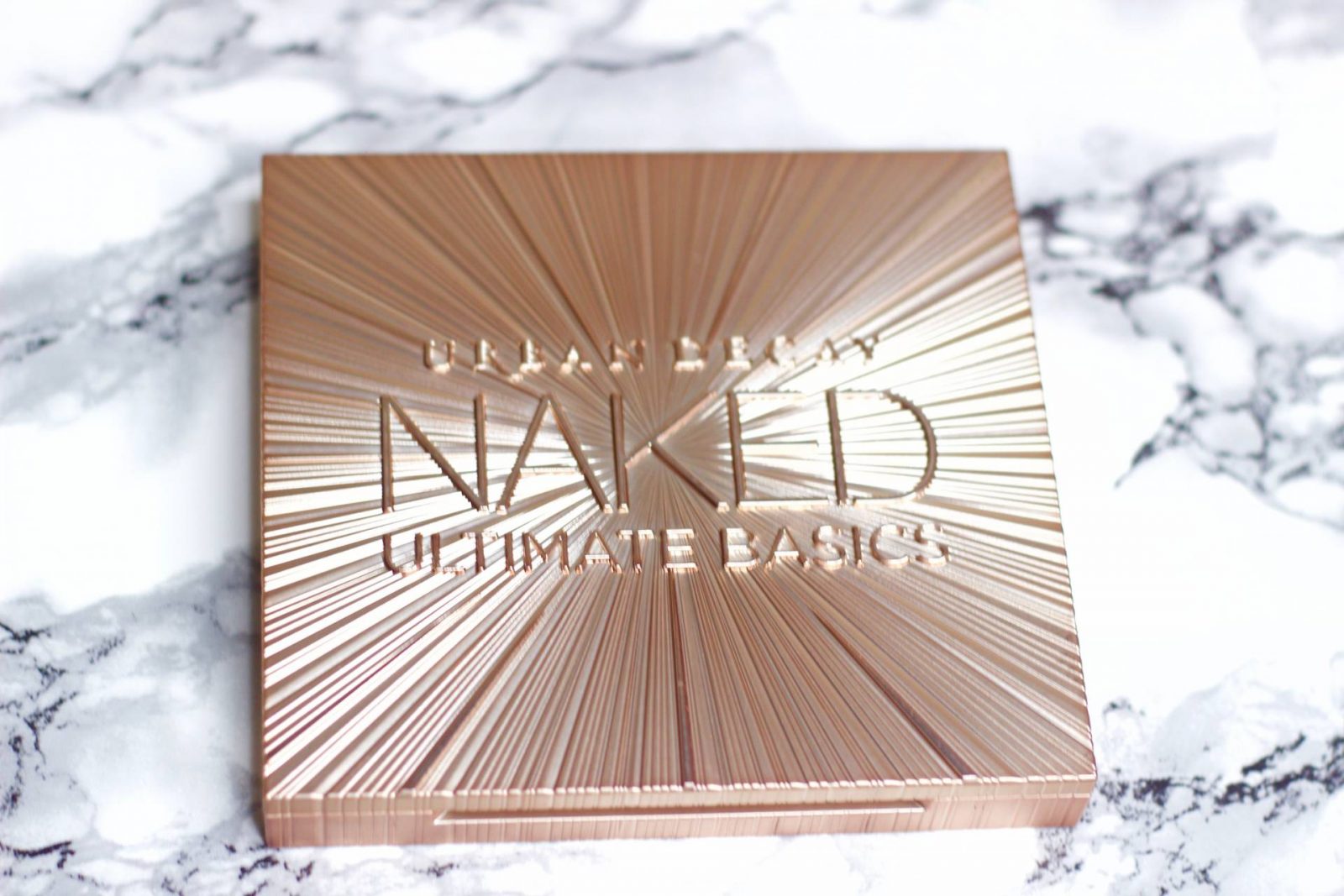 NAKED ULTIMATE BASICS : VAUT ELLE LE COUP?