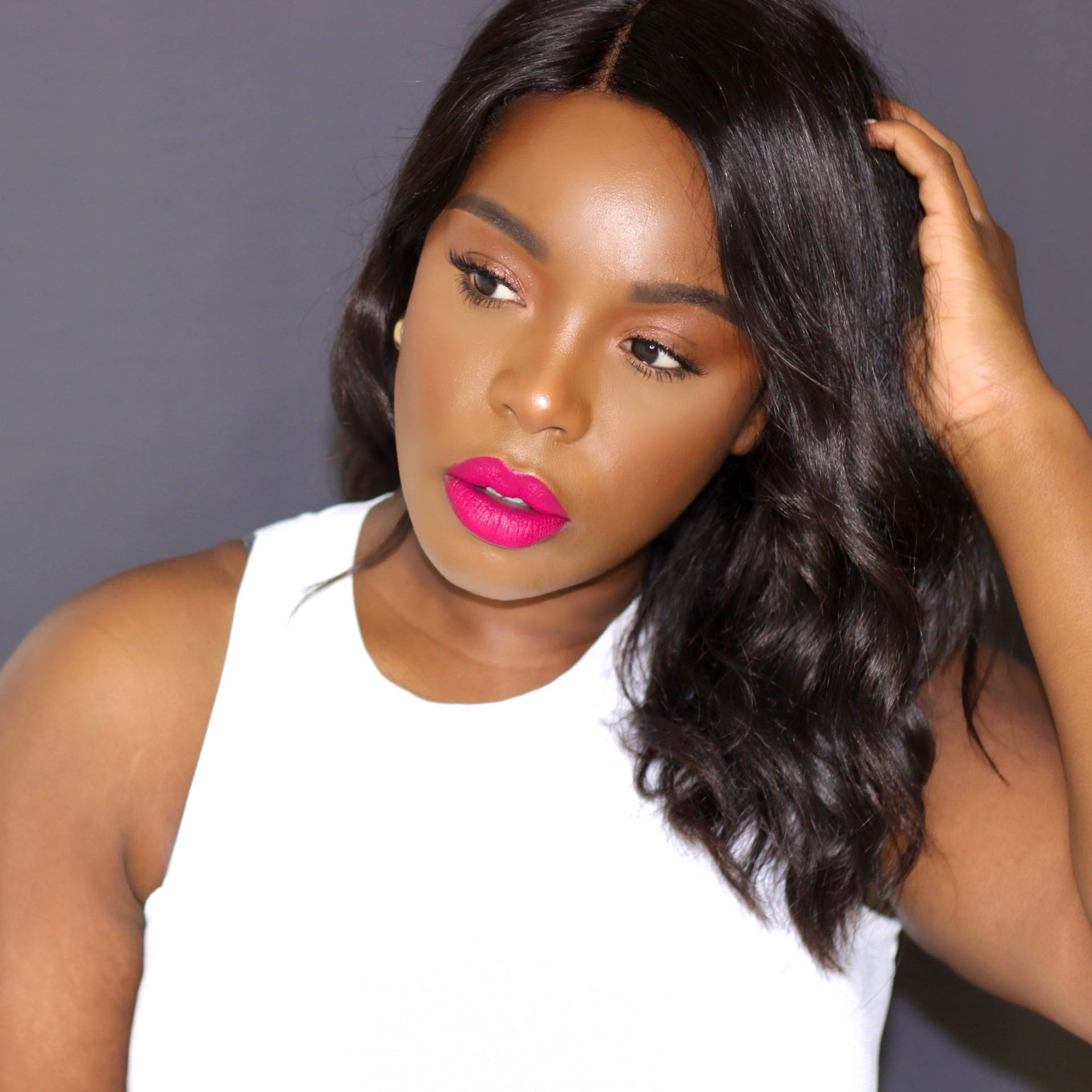 SWATCH FENTY BEAUTY MATTEMOISELLE CANDY VENOM ON DARK SKIN WOMAN
