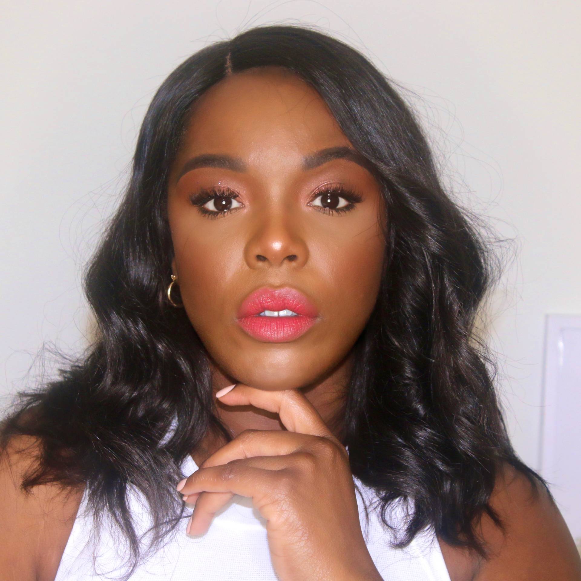 SWATCH FENTY BEAUTY MATTEMOISELLE SPANKED ON DARK SKIN WOMAN